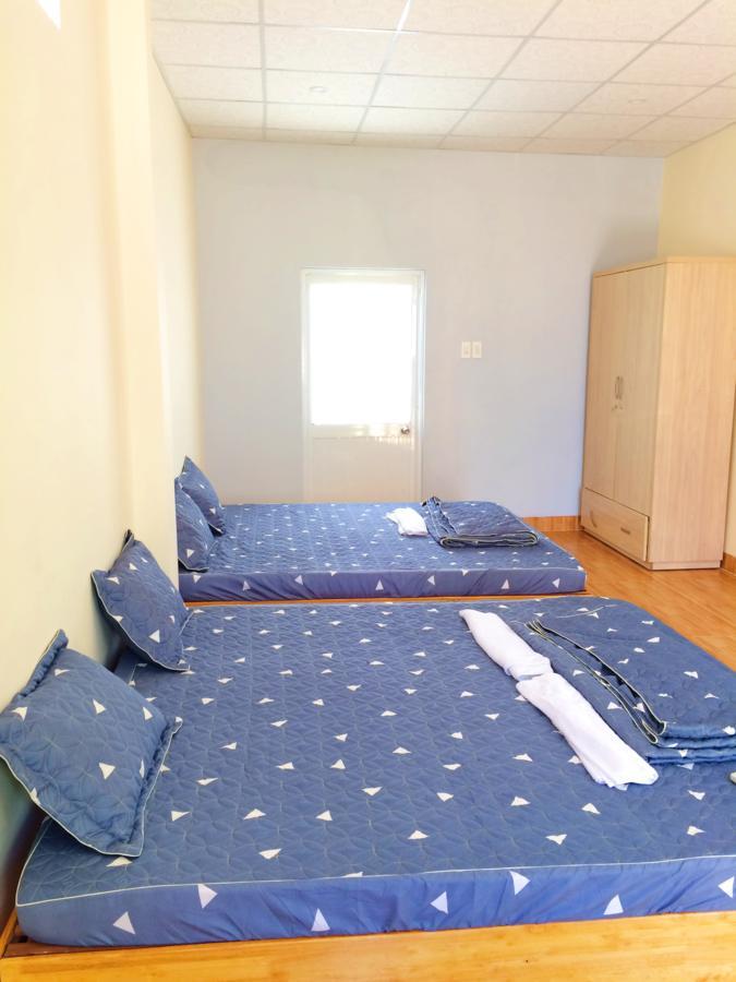 Bot Bien Homestay *